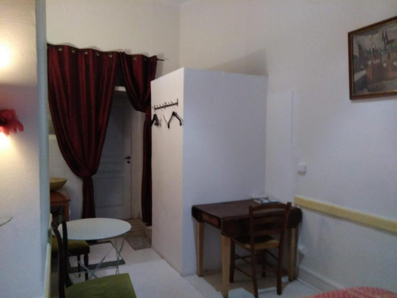 Chambres Les Soyeuses Лион Экстерьер фото