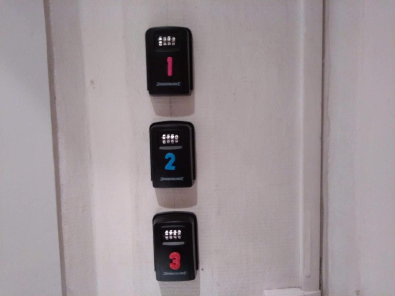 Chambres Les Soyeuses Лион Экстерьер фото