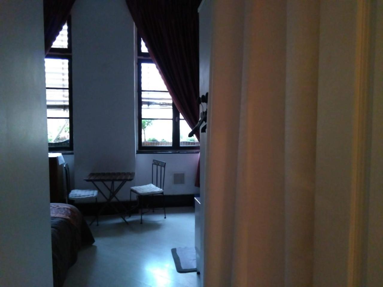 Chambres Les Soyeuses Лион Экстерьер фото
